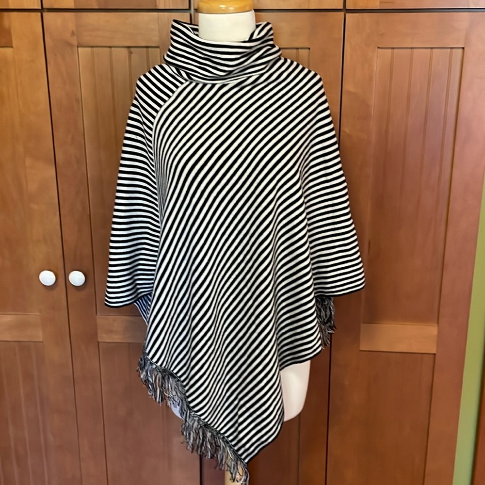 Planet by Lauren G black & white striped cotton poncho